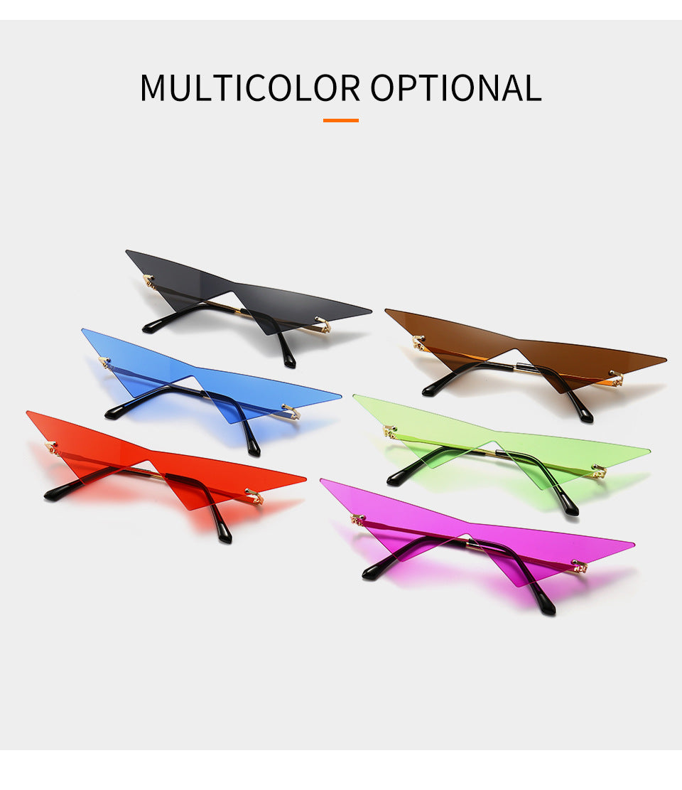 Catwalk Shield Pop Sunglasses in purple.