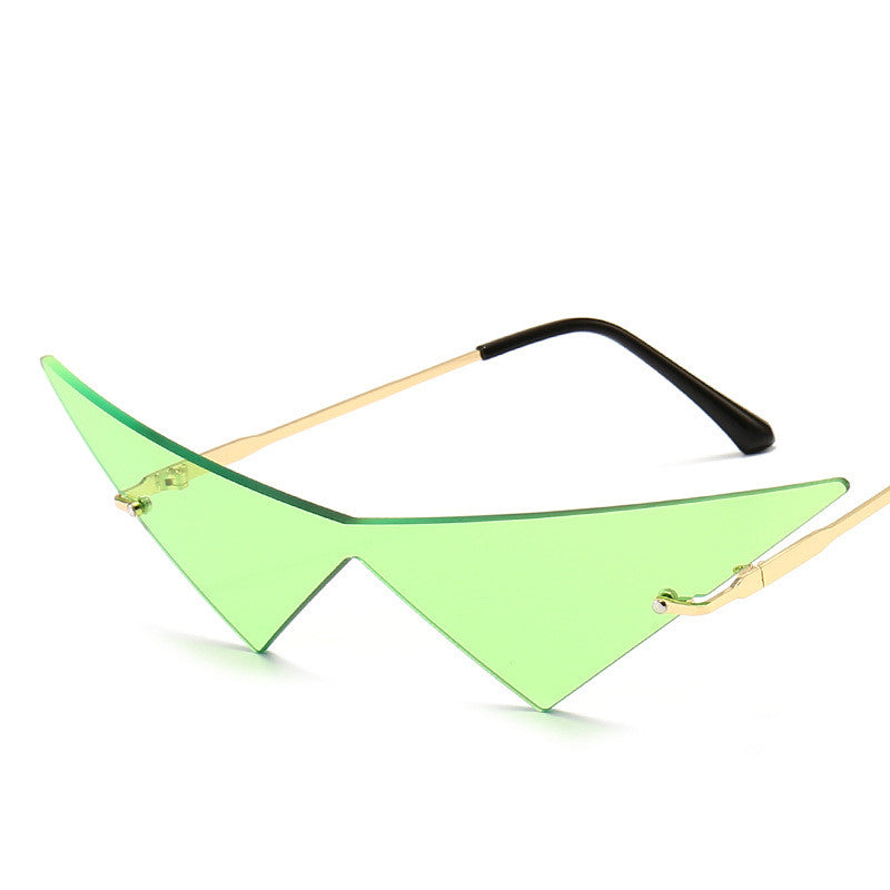 Catwalk Shield Pop Sunglasses in tea.