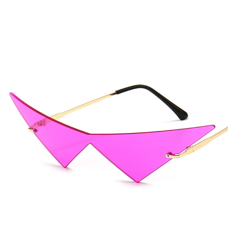 Catwalk Shield Pop Sunglasses in red.
